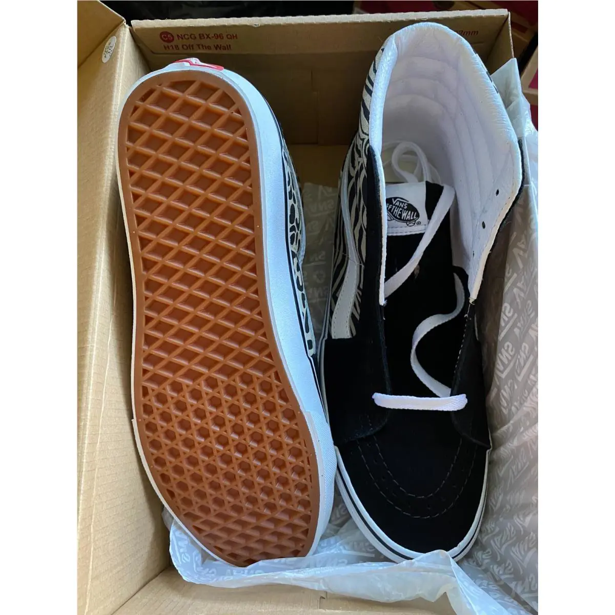 Vans shoes - Sk8 Hi - VN0A32QG9XB - Black, Beige 19