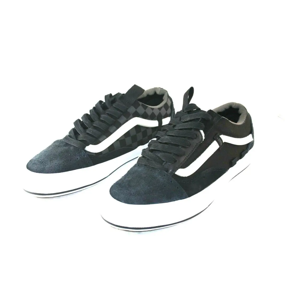 Vans shoes - Vans Old Skool Cap LX Regrind - VN0A45K1VRV - Black/true white 3