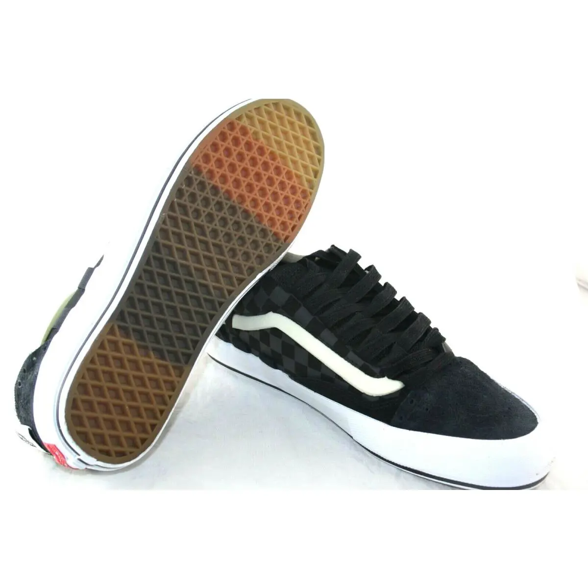 Vans shoes - Vans Old Skool Cap LX Regrind - VN0A45K1VRV - Black/true white 7