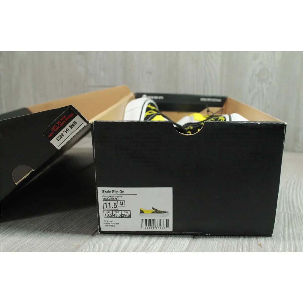 Vans shoes - SpongeBob Sandy Liang Sk8-Hi - SpongeBob Sandy Liang - Black 5