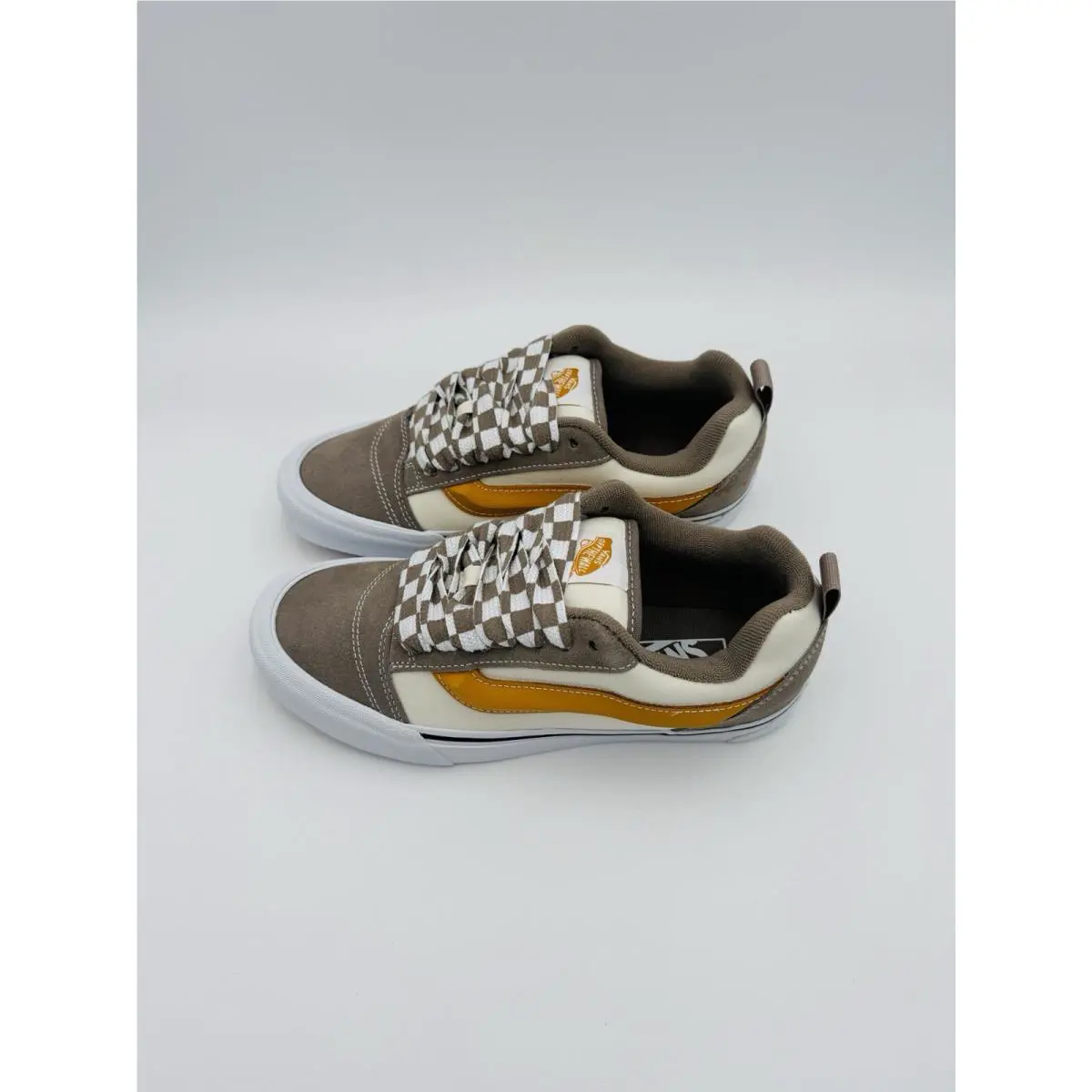Vans shoes - VANS Knu Skool - Knu Skool - VN0009QC0BP - White 8