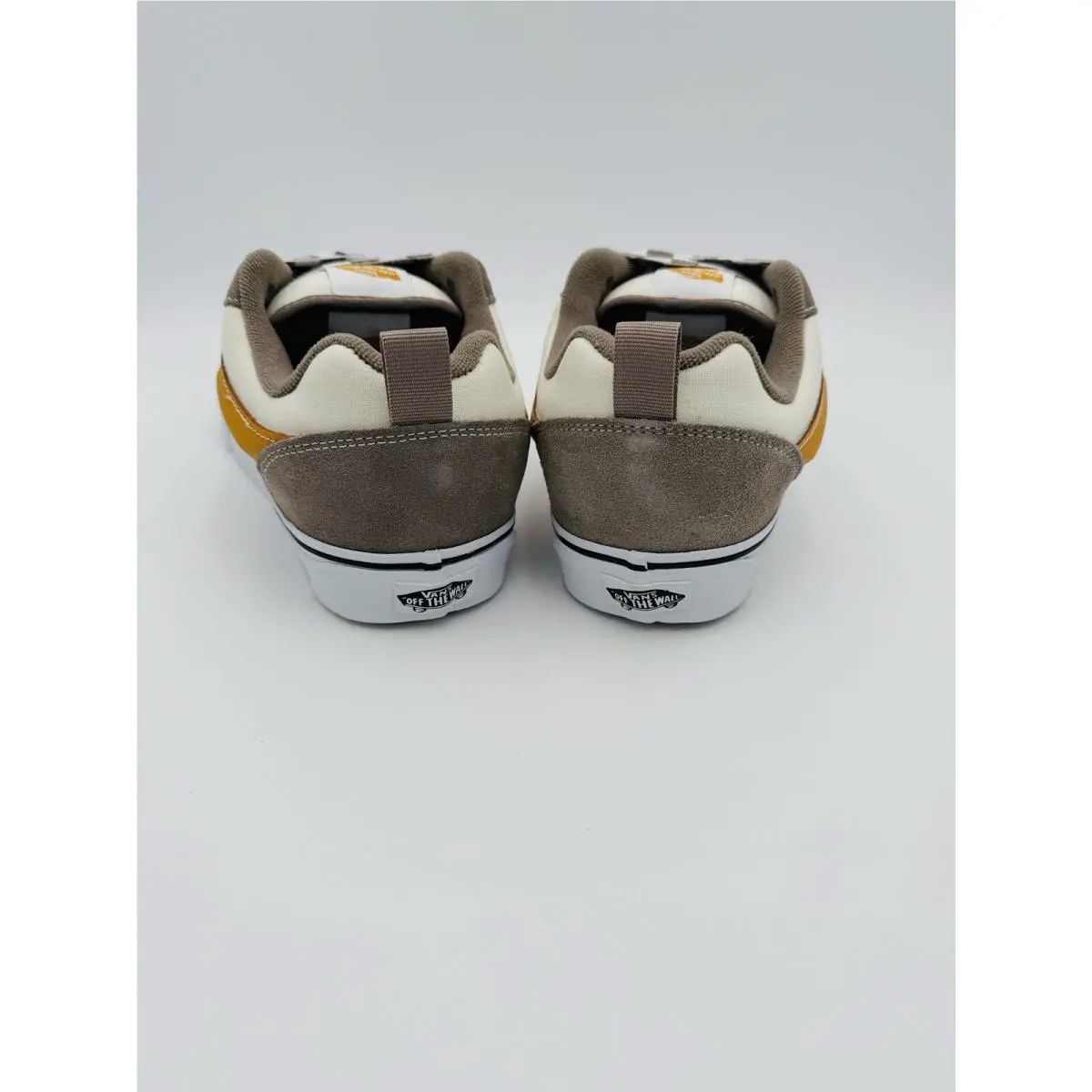 Vans shoes - VANS Knu Skool - Knu Skool - VN0009QC0BP - White 5