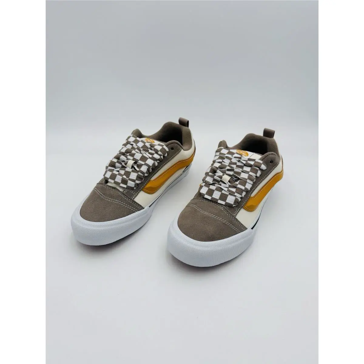 Vans shoes - VANS Knu Skool - Knu Skool - VN0009QC0BP - White 18