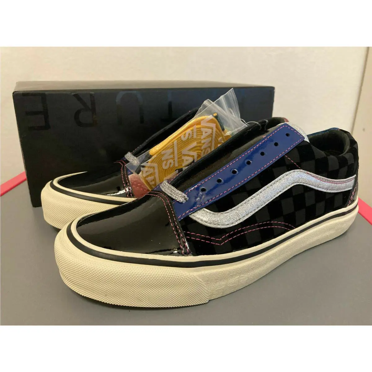 Vans shoes - Sinner`s Club - Club - VN0A38FW03E - Black 10
