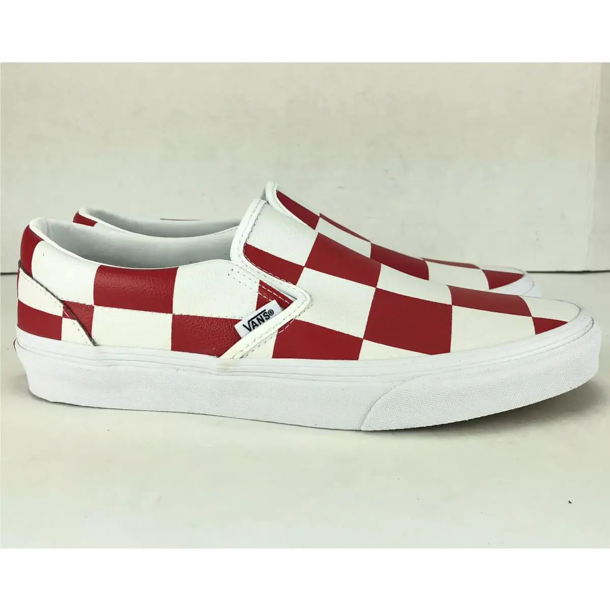 Vans shoes - VANS Classics - Classics - VN0A4BV3TBV - Red, Manufacturer: True White, Racing Red 9