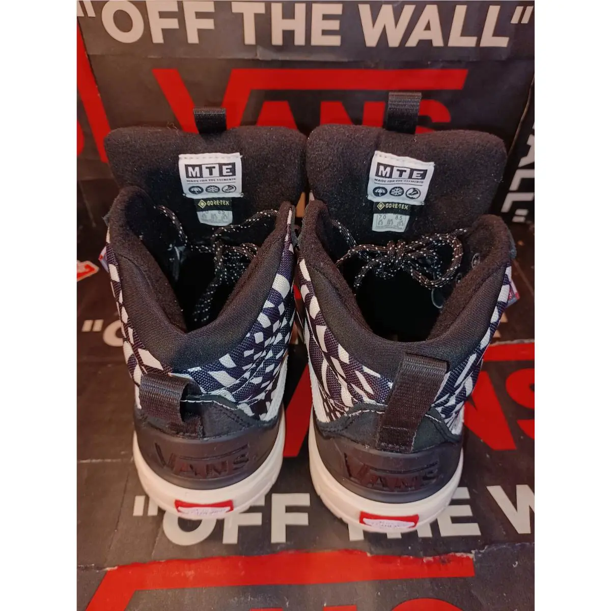 Vans shoes - Vans Ultrarange Exo Mte-2 Warped Check - VN0A5KS66KZ - Black/White 0