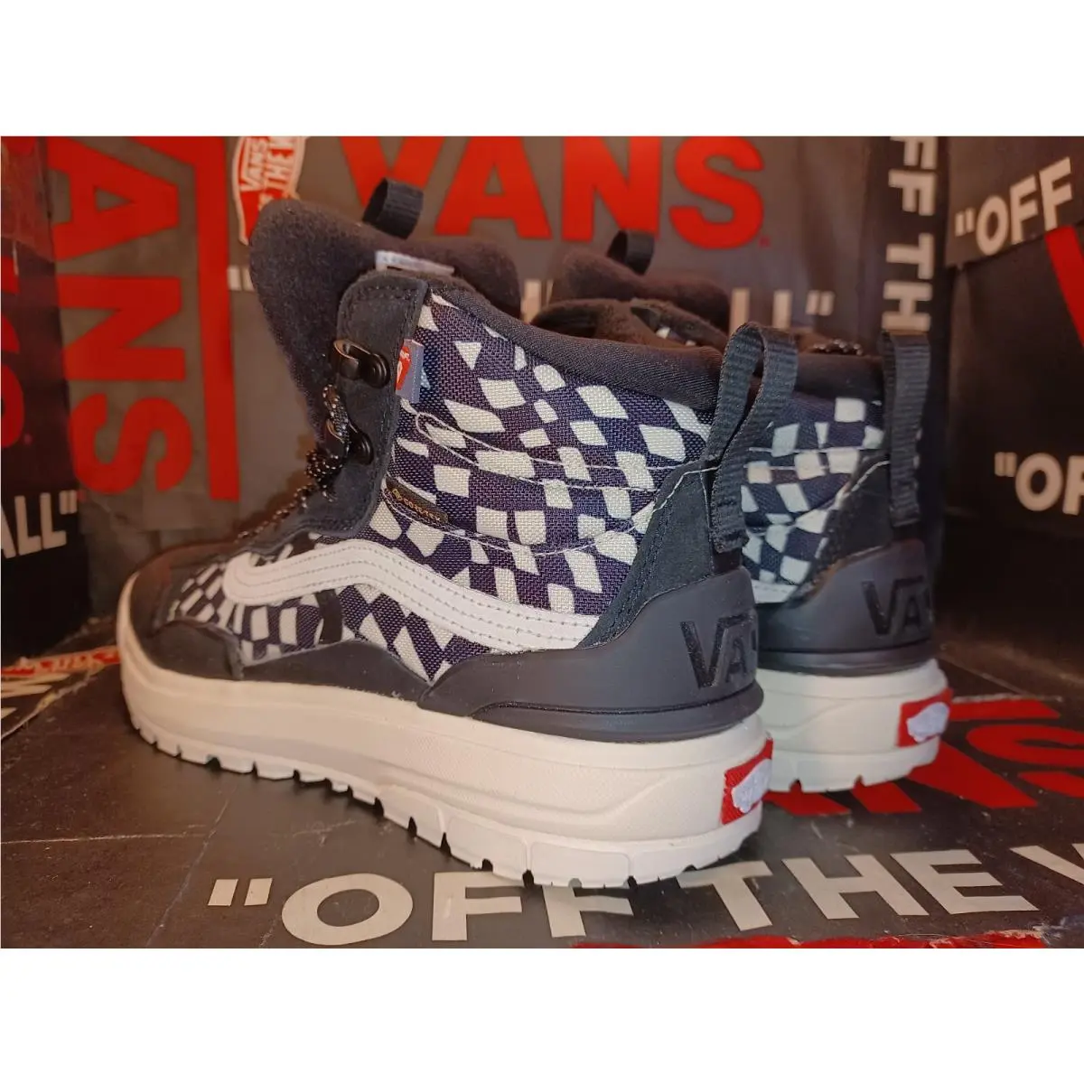 Vans shoes - Vans Ultrarange Exo Mte-2 Warped Check - VN0A5KS66KZ - Black/White 10