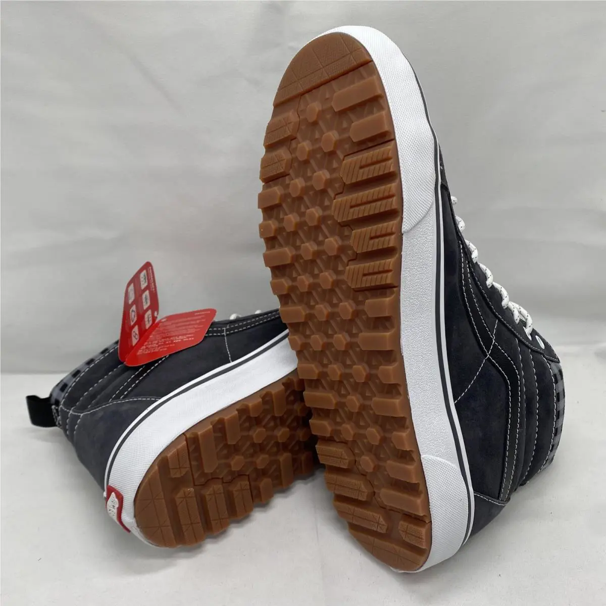 Vans shoes - VANS Sk8-Hi Mte-1 - VN0A5HZYGYW - Gray Grey White Black (UPC: 0196244794567) 4