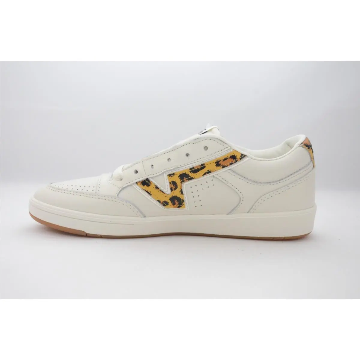 Vans shoes - VANS Lowland - Lowland - VN0A4TZY1VQ - White (UPC: 192827709256) 0
