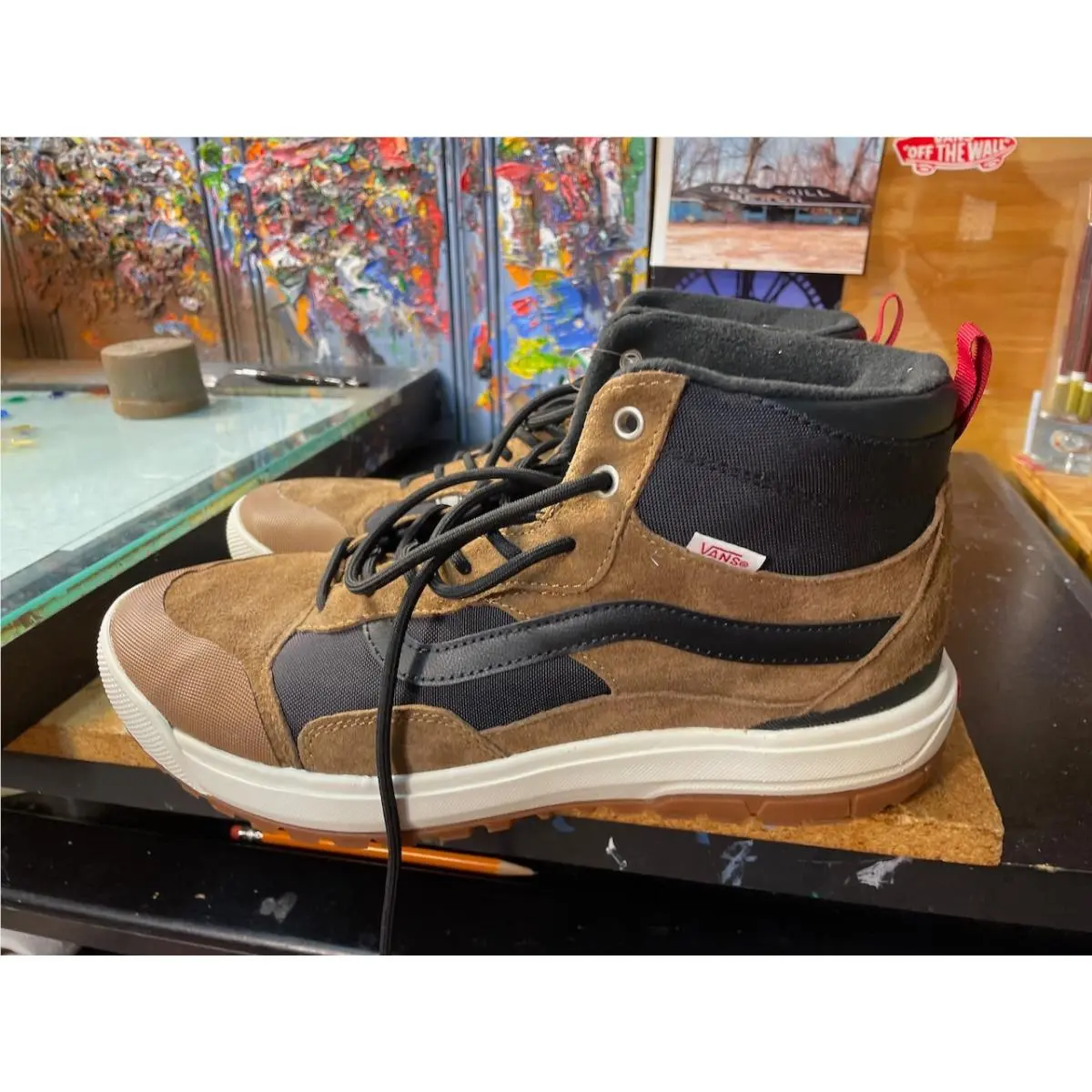 Vans Ultrarange Exo Hi Dachshund Black Size US 7 Men 8.5 Women VN0A5KS5FW6