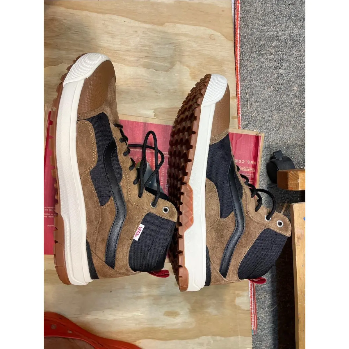 Vans shoes - Vans Ultrarange Exo Hi - Ultrarange Exo - VN0A5KS5FW6 - Brown 2