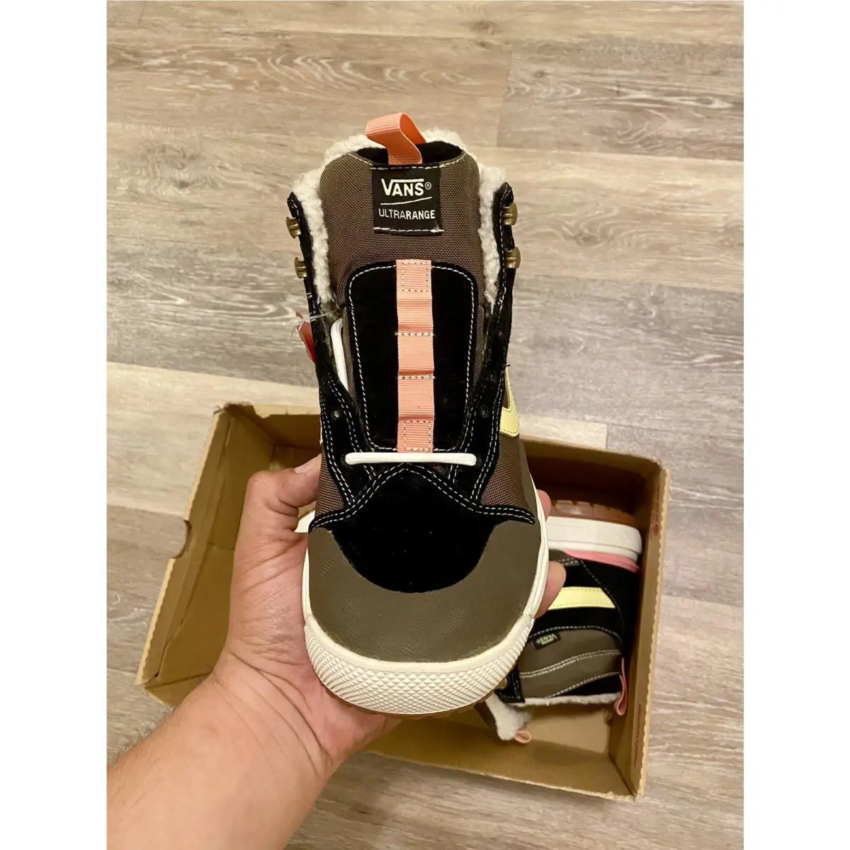 Vans shoes - VANS UltraRange - UltraRange - VN0A4UWJ2WG - Canteen-Marshmellow (UPC: 194902268191) 4