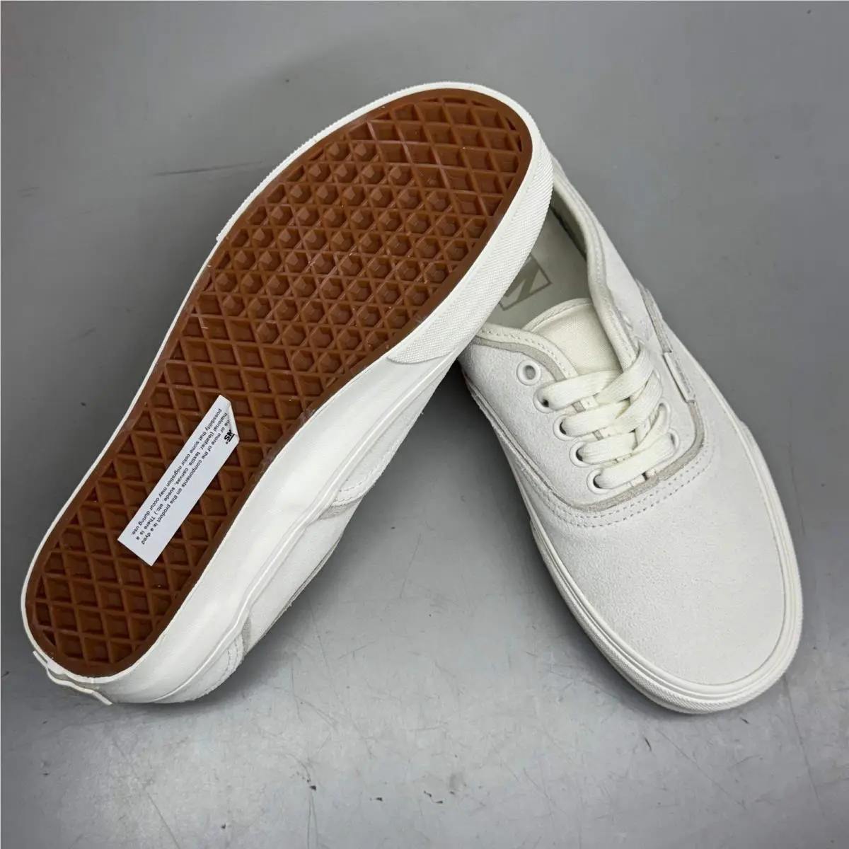 Vans shoes - VN000D6DWWW - VN000D6DWWW - White/White (UPC: 197643206453) 6