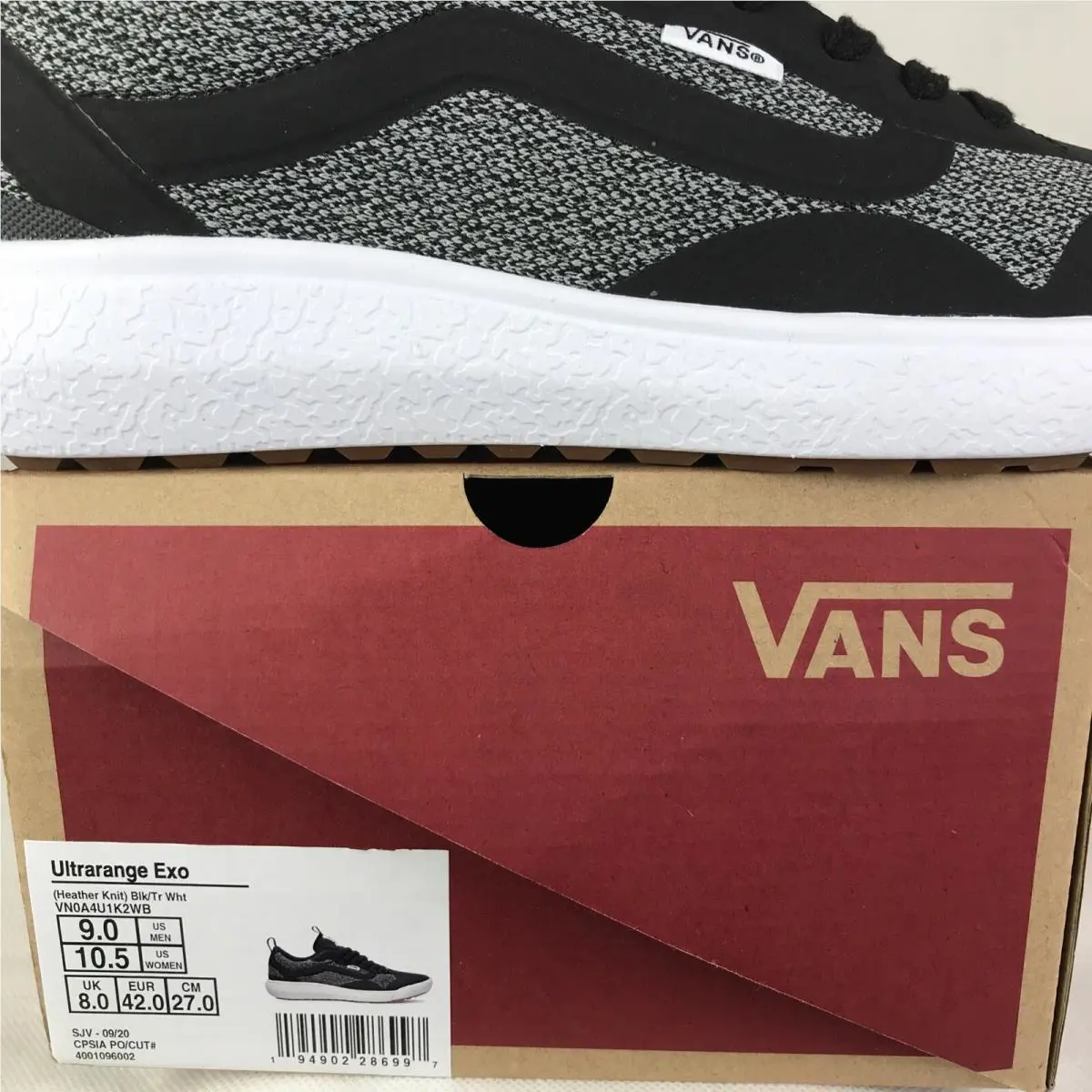 Vans shoes Ultrarange Exo - Black / White 5