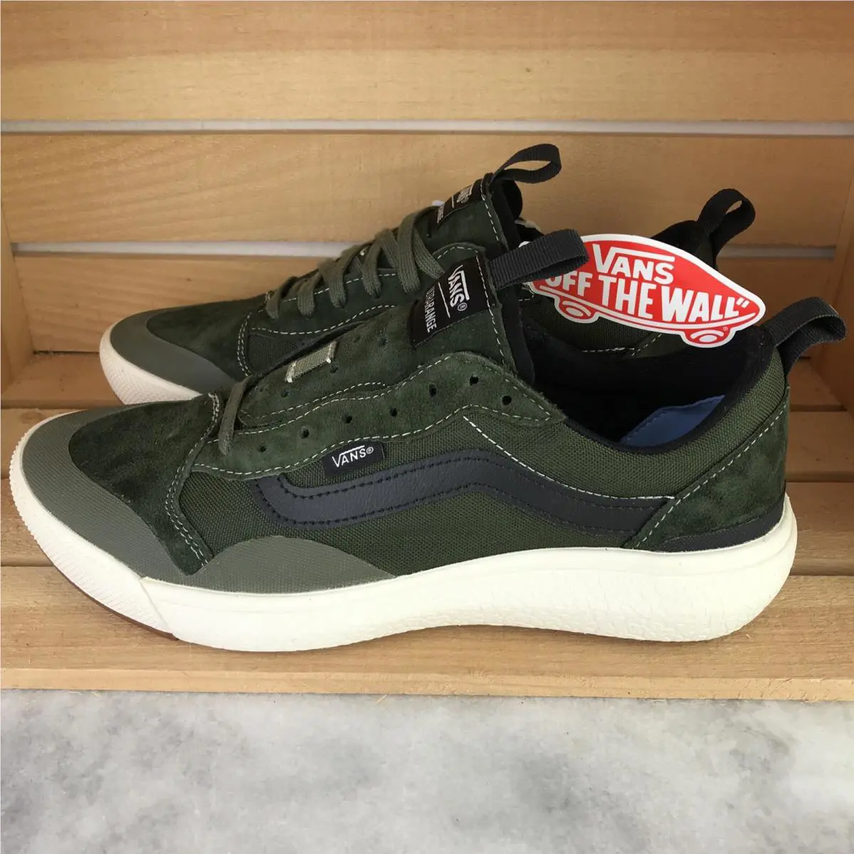 Vans shoes - VANS UltraRange Exo - UltraRange Exo - VN0A4UWM27C - Grapeleaf Green / Marshmallow White, Manufacturer: Grape Leaf / Marshmallow (UPC: 0192827754515) 0