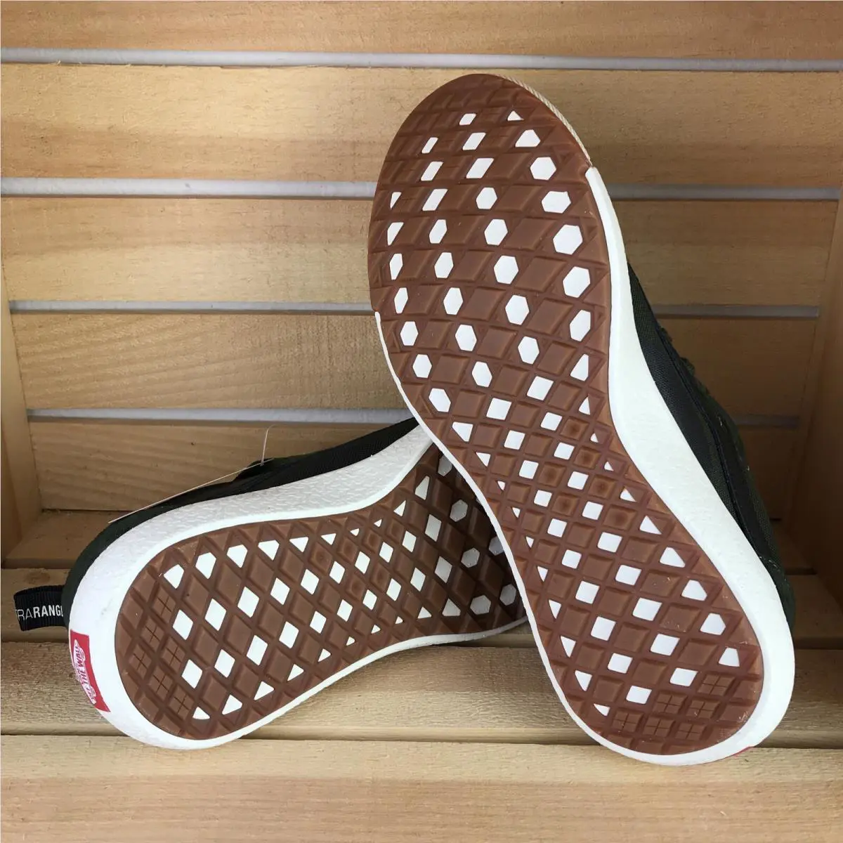 Vans shoes - VANS UltraRange Exo - UltraRange Exo - VN0A4UWM27C - Grapeleaf Green / Marshmallow White, Manufacturer: Grape Leaf / Marshmallow (UPC: 0192827754515) 2