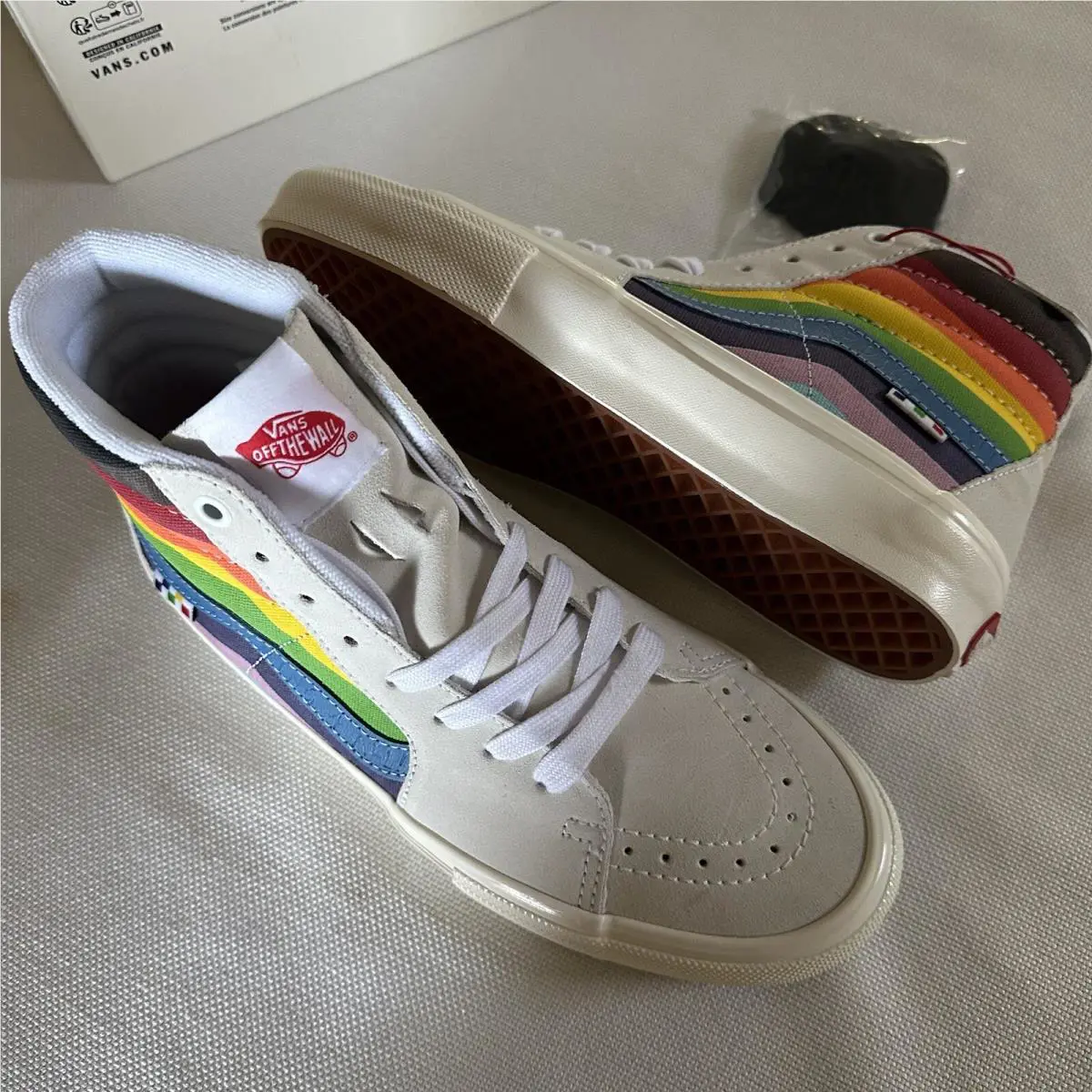 Vans shoes - Vans Skate Sk8-Hi - Skate - VN0A5FCCWTM - White, Manufacturer: Pride White / Multi (UPC: 196571242137) 4