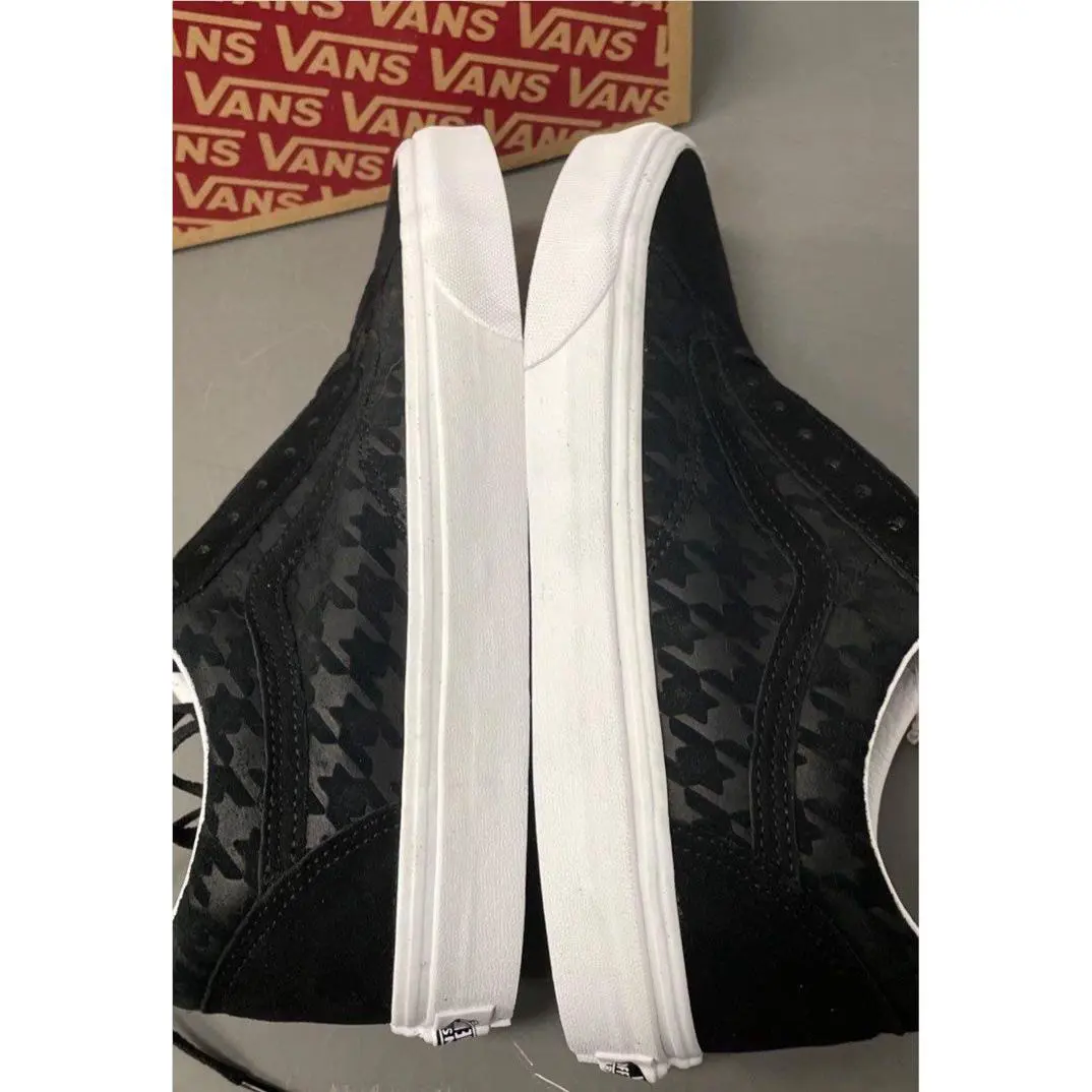 Vans shoes - VANS Old Skool - Old Skool - VN0A38G19XA - Black / True White 3