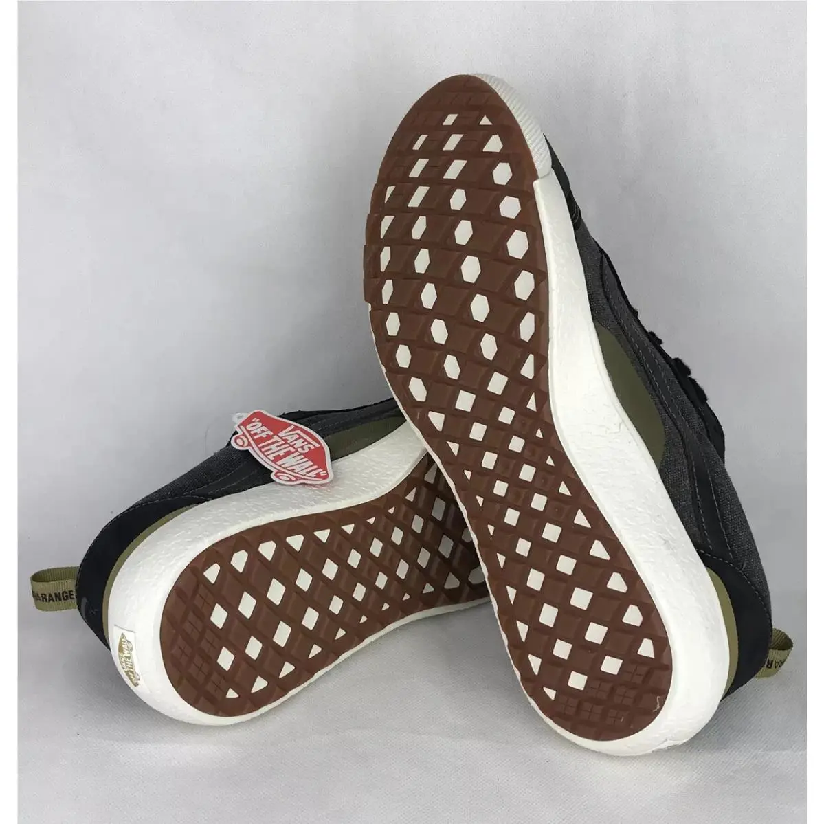 Vans shoes - VANS UltraRange Exo - UltraRange Exo - VN0A4UWM22M - Black White Military (UPC: 0192827753730) 4
