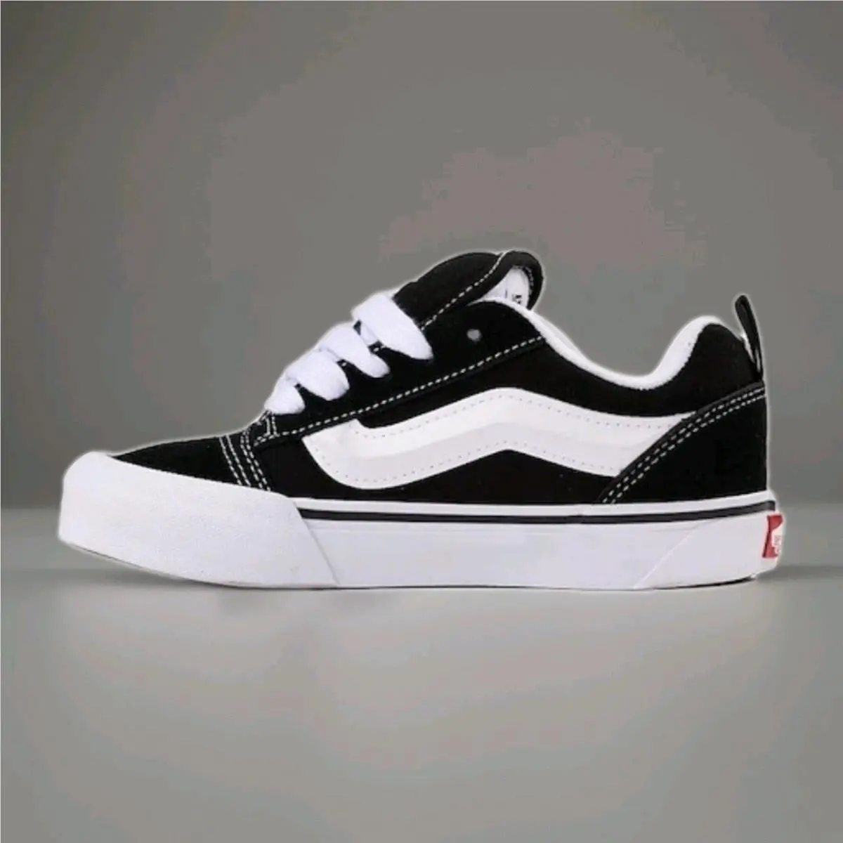 Vans shoes - VANS Knu Skool - Knu Skool - VN0009QC6BT - Black / True White 1