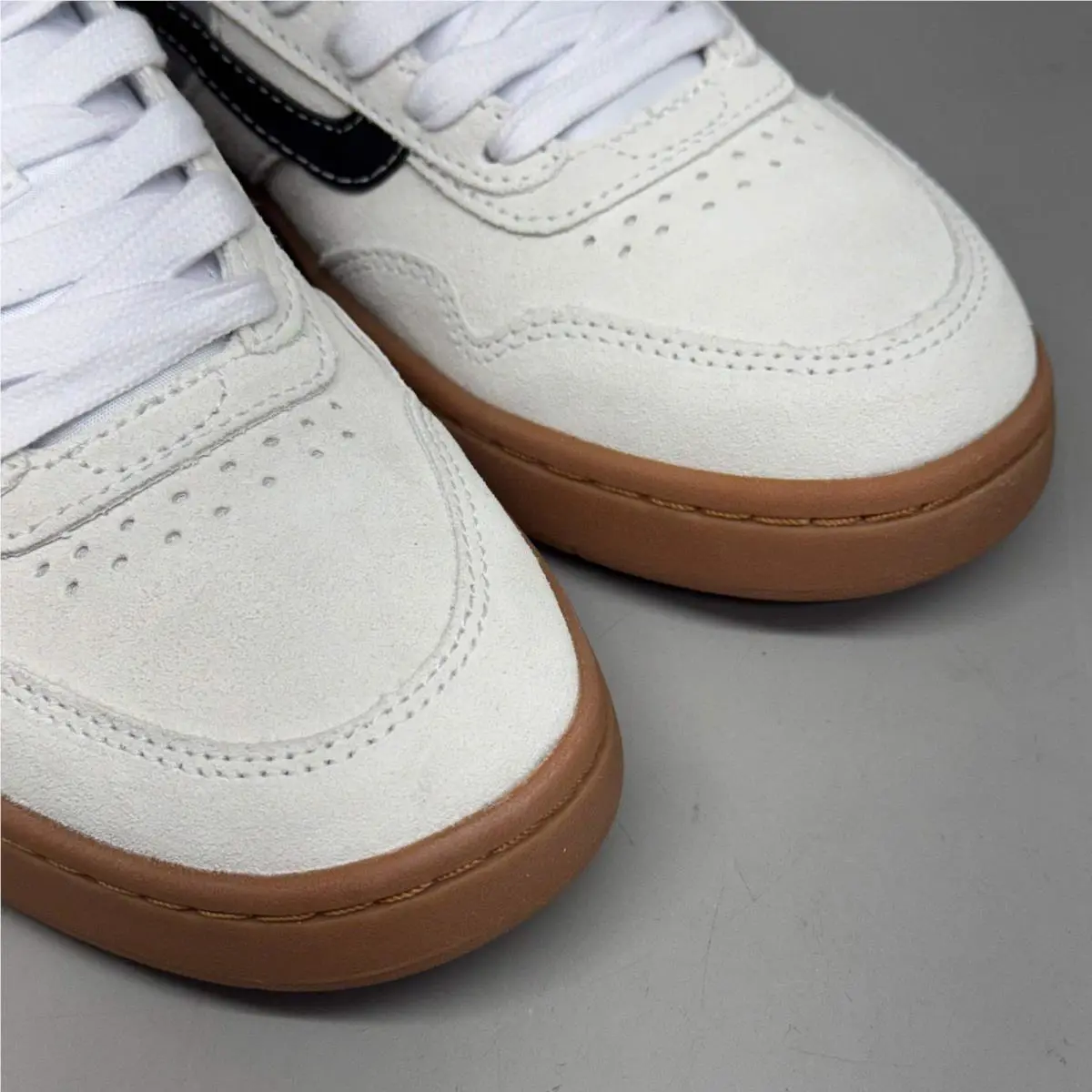 Vans shoes - VN000D6S9DH - VN000D6S9DH - White/Gum (UPC: 197643210931) 6