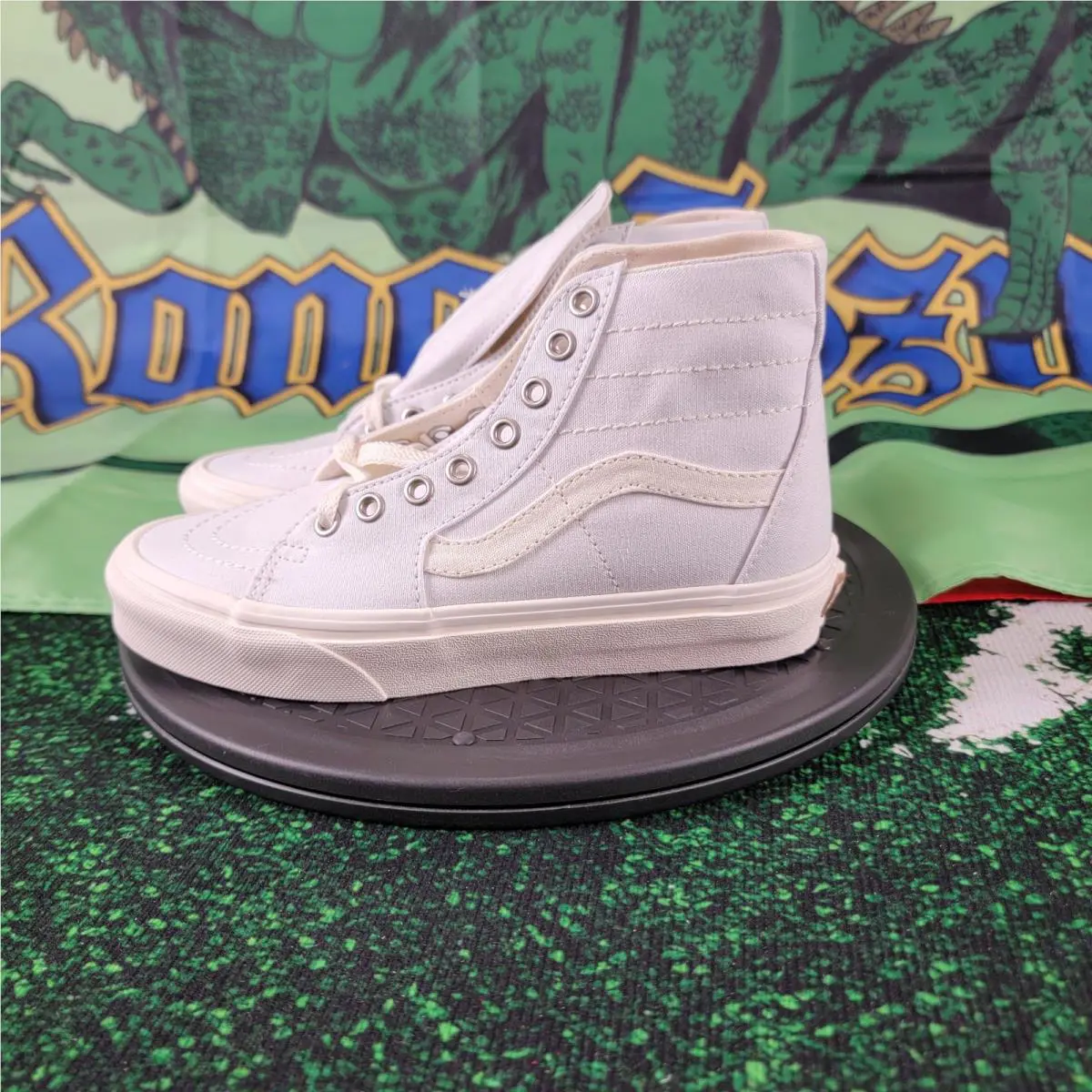 Vans shoes - VANS Sk8-Hi - VN0A4U169FQ1 - White (UPC: 195440311103) 0