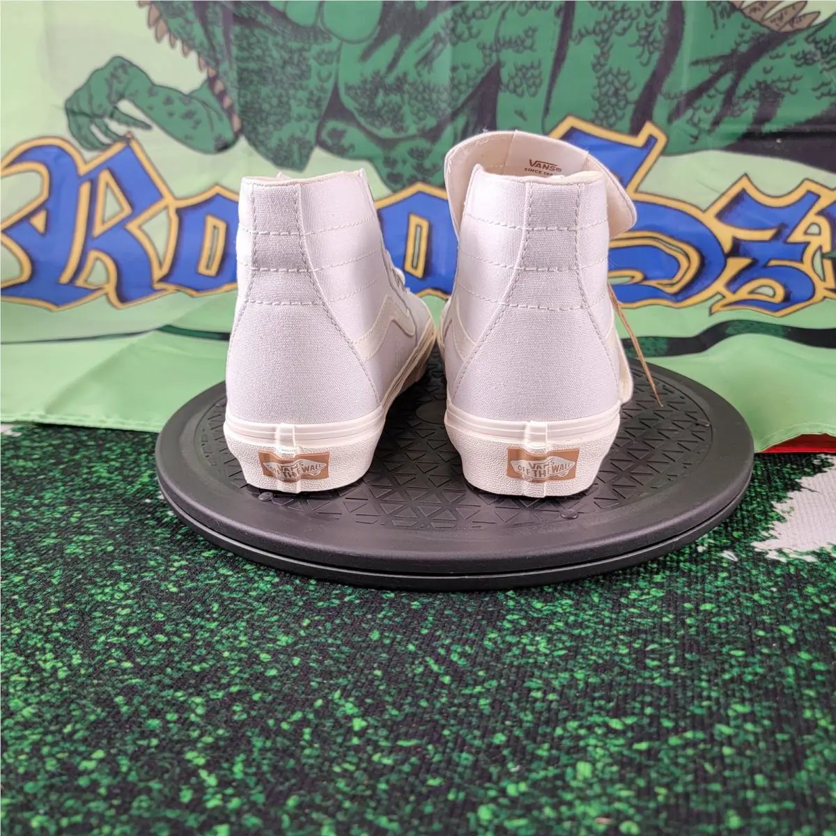 Vans shoes - VANS Sk8-Hi - VN0A4U169FQ1 - White (UPC: 195440311103) 1