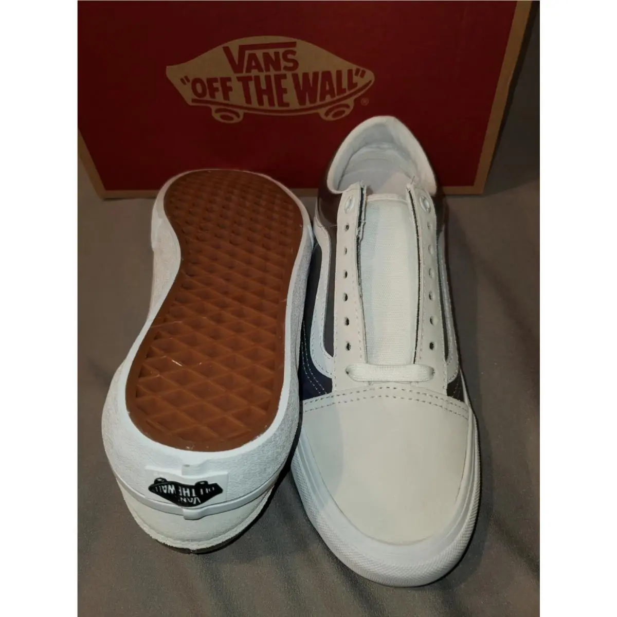 Vans shoes - VANS OLD SKOOL PRO IRIDESCENT - VN0A453SK02 - White (UPC: 194904017827) 0