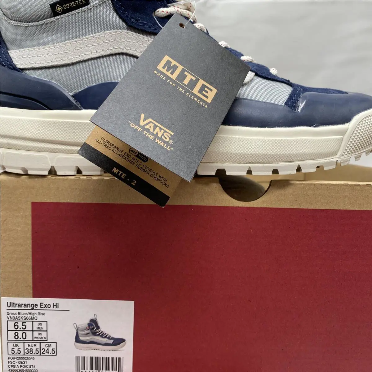 Vans shoes - VANS Ultrarange Exo Hi MTE-2 - VN0A5KS66MQ - Navy Blue / Light Blue / White (UPC: 0195438559449) 8