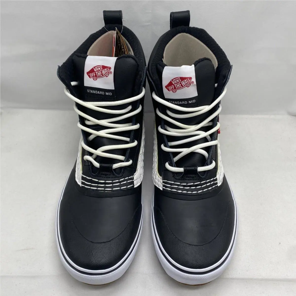 Vans shoes - VANS Standard Mid Snow Boot MTE - VN0A5JHZY28 - Black / White, Manufacturer: Black / White (UPC: 0196570222970) 2