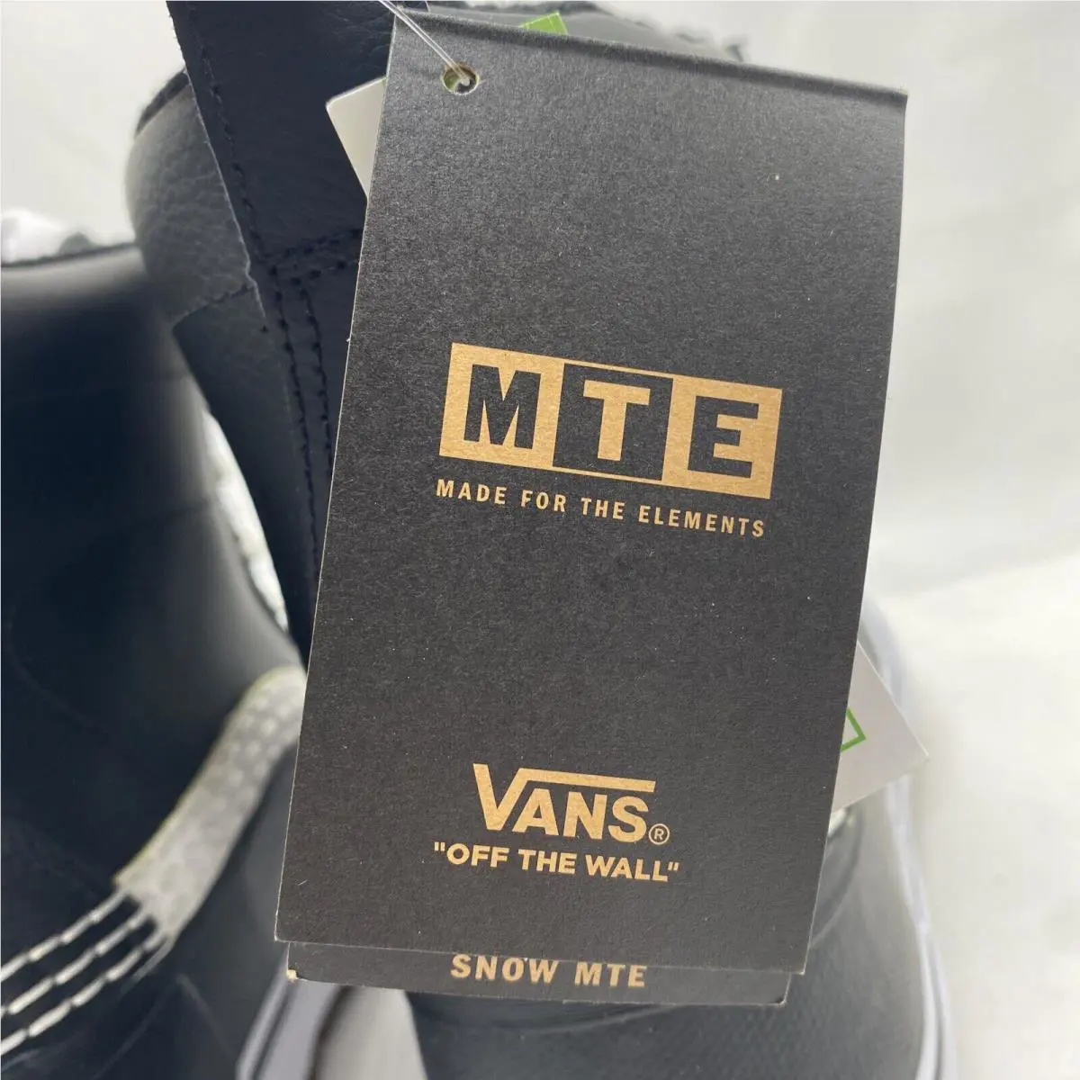 Vans shoes - VANS Standard Mid Snow Boot MTE - VN0A5JHZY28 - Black / White, Manufacturer: Black / White (UPC: 0196570222970) 5