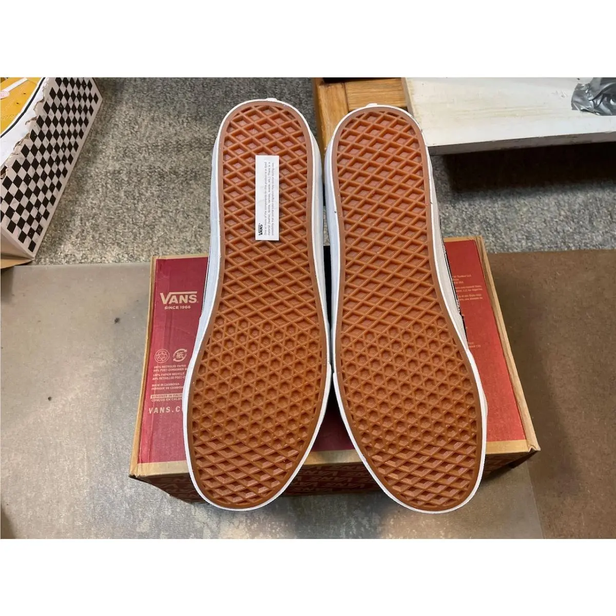 Vans shoes - VANS Sk8-Hi - VN0A32QGQW7 - Multicolor 1