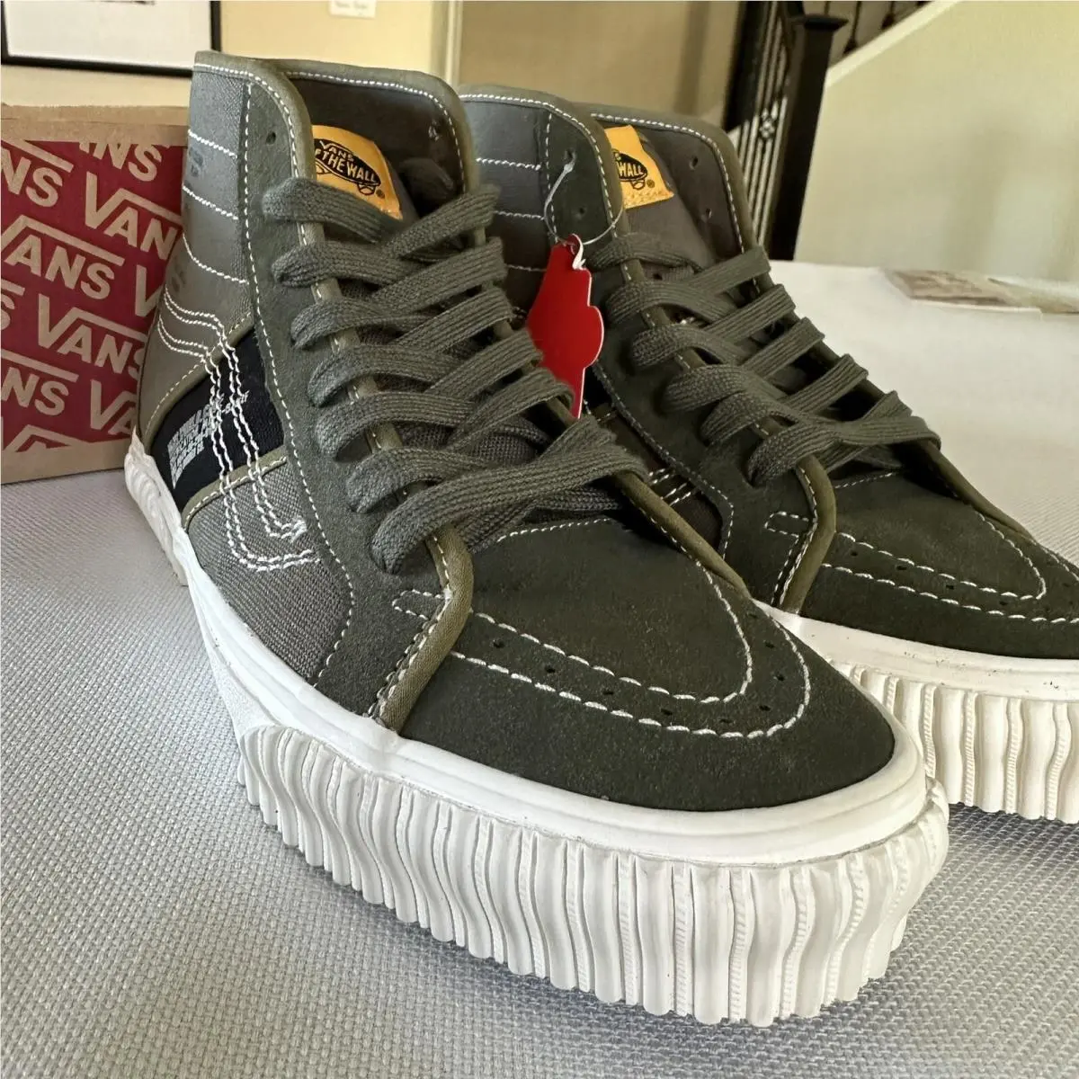 Vans shoes - VNOA5JIUA06 - VNOA5JIUA06 - Army Green/Black (UPC: 195439384262) 0