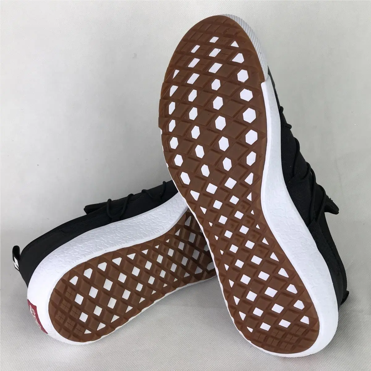Vans shoes - VANS UltraRange - UltraRange - VN0A4U1J5YC - Black / White (UPC: 0772204461894) 4