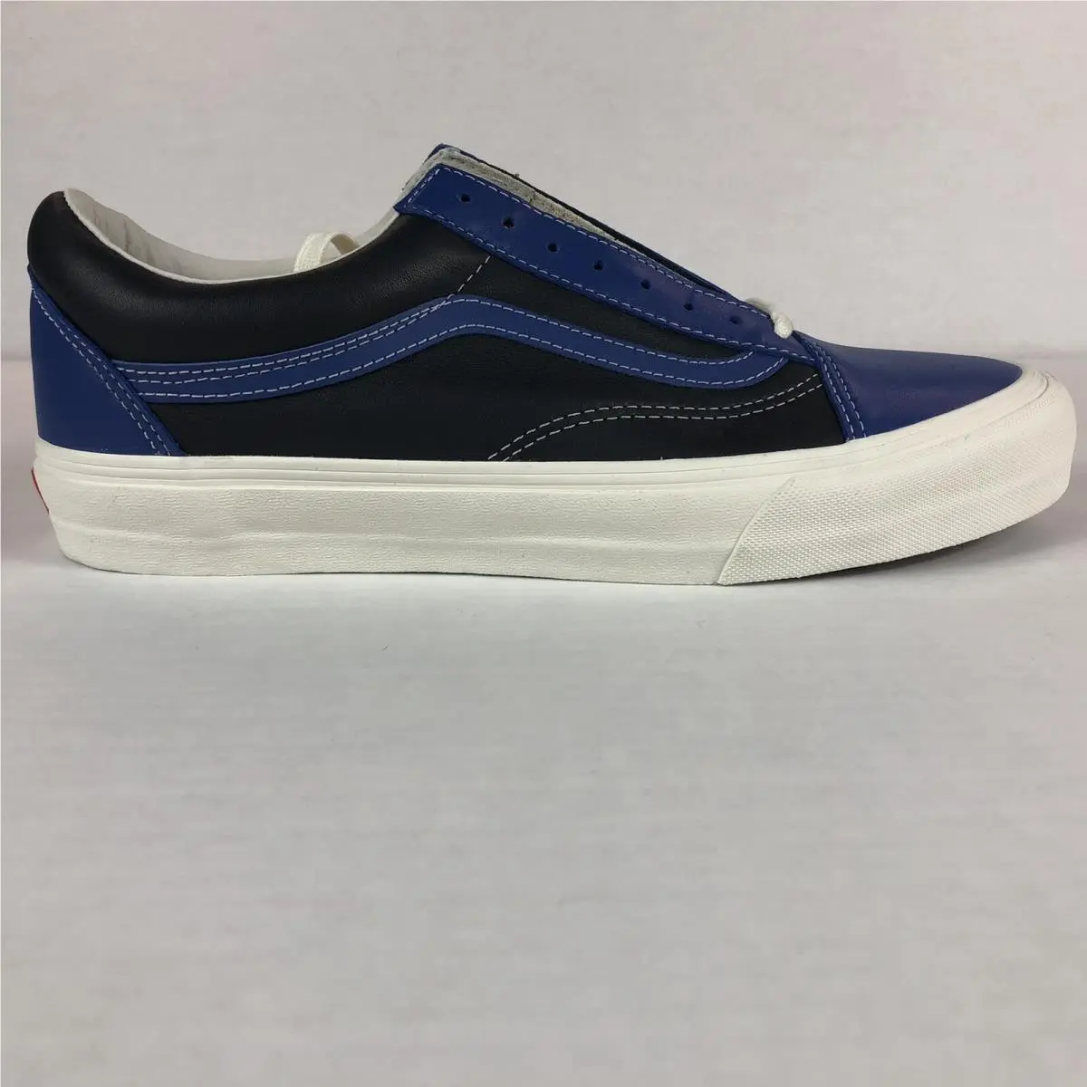 Vans Vault Old Skool Leather Shoe Mens 10.5 True Blue Black White Skateboarding - Blue