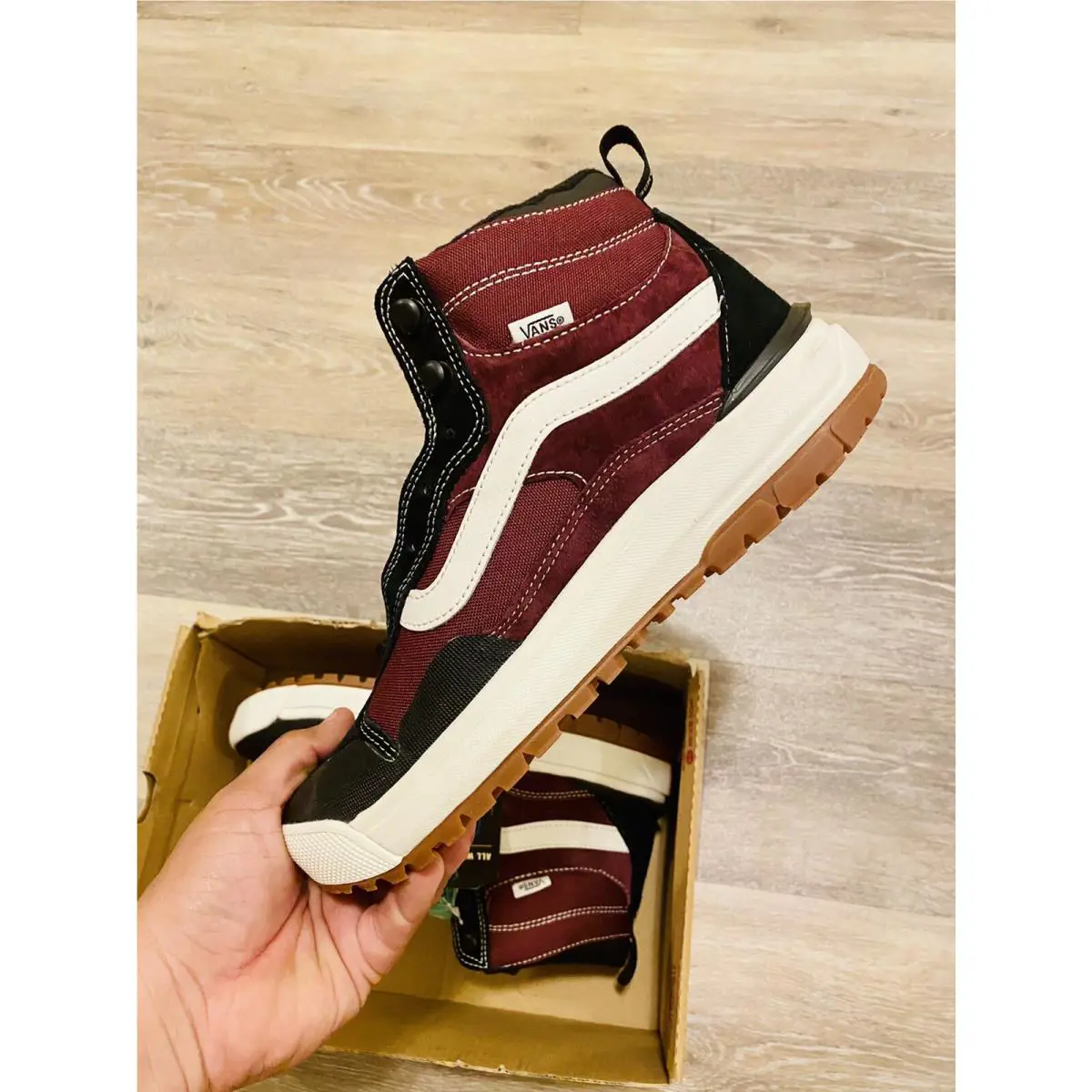 Vans shoes - Vans UltraRange - UltraRange - VN0A4UWJ26Y - Red, Manufacturer: Port Royale Marshmallow (UPC: 192827742277) 3
