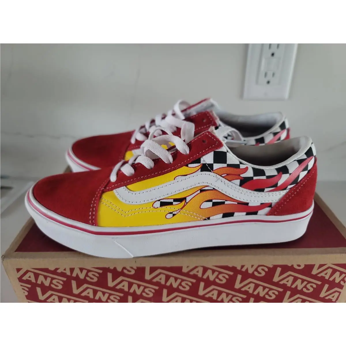 Vans shoes - VANS Old Skool - Old Skool - RED FLAMES - Red 0