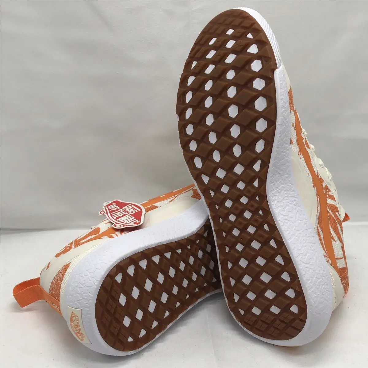 Vans shoes - VANS Ultrarange Exo - Ultrarange Exo - VN0A4U1K42G - White Orange (UPC: 0194903669010) 4