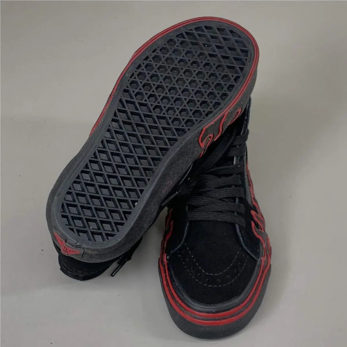 Vans shoes - Black/Red 7