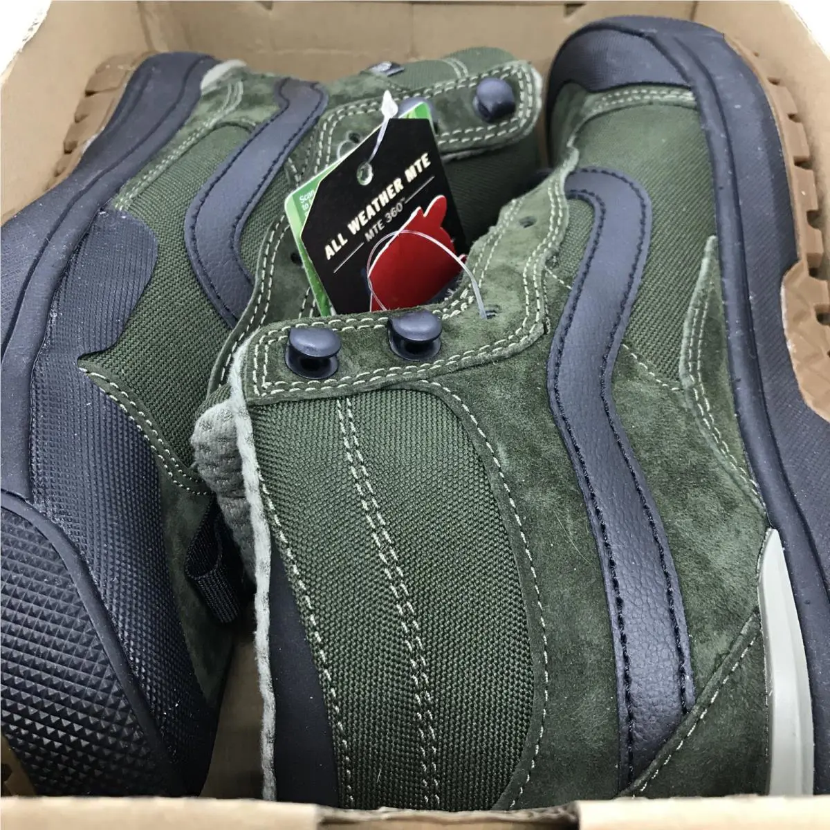 Vans shoes - VANS UltraRange - UltraRange - VN0A4UWJ26W - Grape Leaf Green / Black / Gum (UPC: 0192827741850) 6