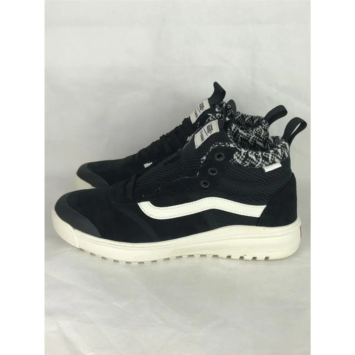 Vans shoes - VANS UltraRange - UltraRange - Woven / Black / White, Manufacturer: Black / White (UPC: 0772204285667) 2