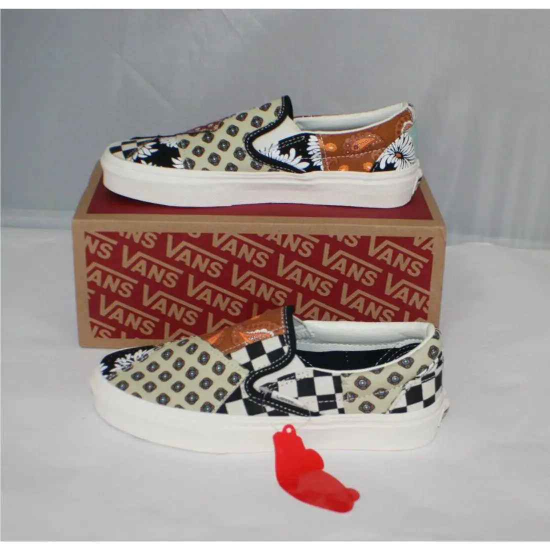 Vans shoes - VANS Classics - Classics - VN0A4U381|O - Multicolor 1