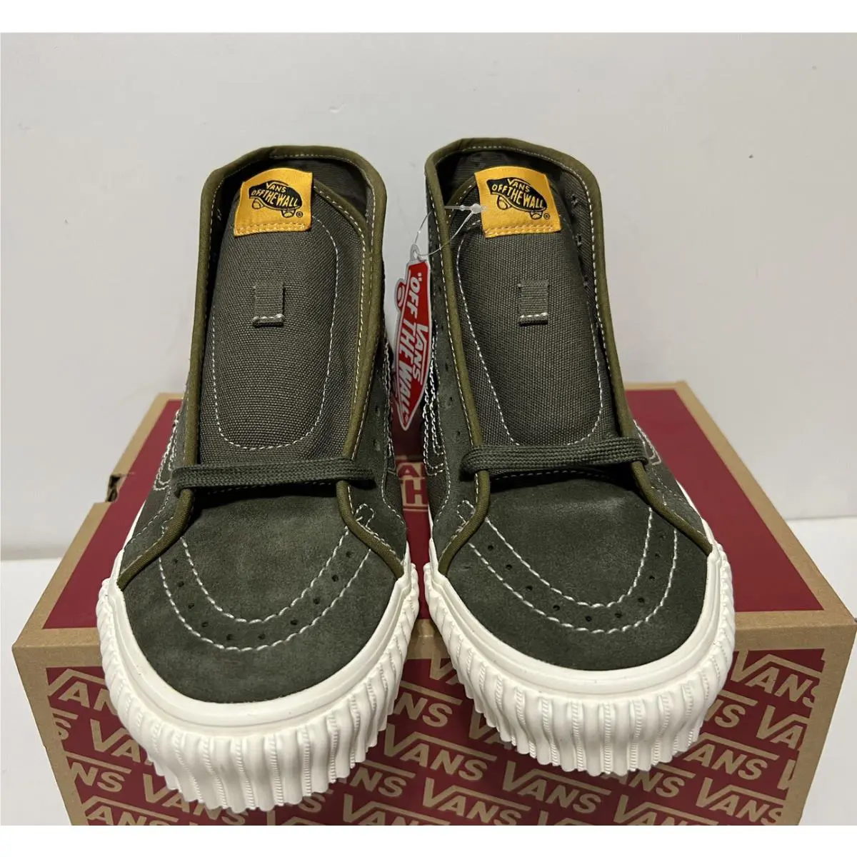 Vans shoes - Sk8-hi Gym Issue - Gym Issue - Vn0a5jiua06 - Green (UPC: 0195439383838) 0