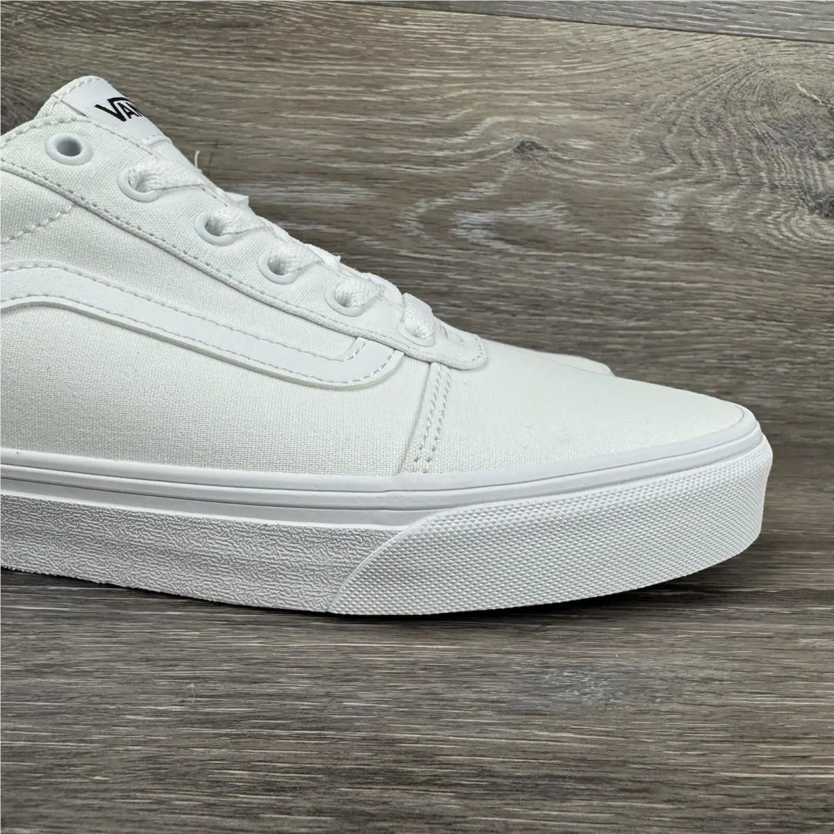 Vans shoes - VANS Ward - Ward - VN0A3IUNW42 - White (UPC: 680975339215) 1
