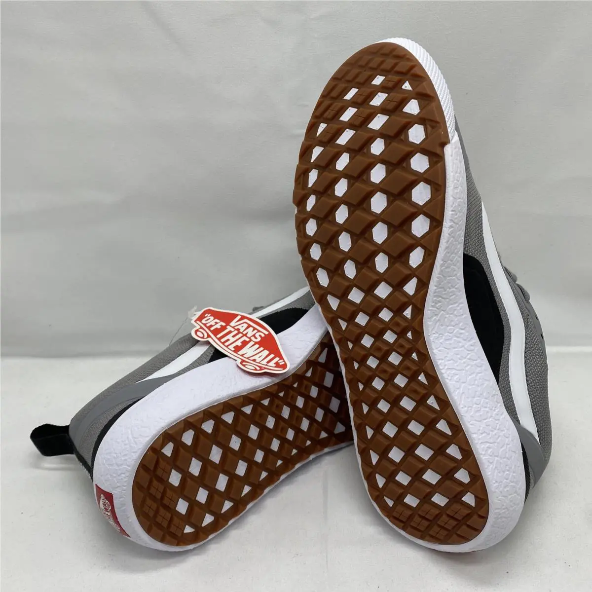 Vans shoes - VANS UltraRange Exo - UltraRange Exo - VN0A4U1K6KA - Black / White / Gray - Grey (UPC: 0192827738690) 4
