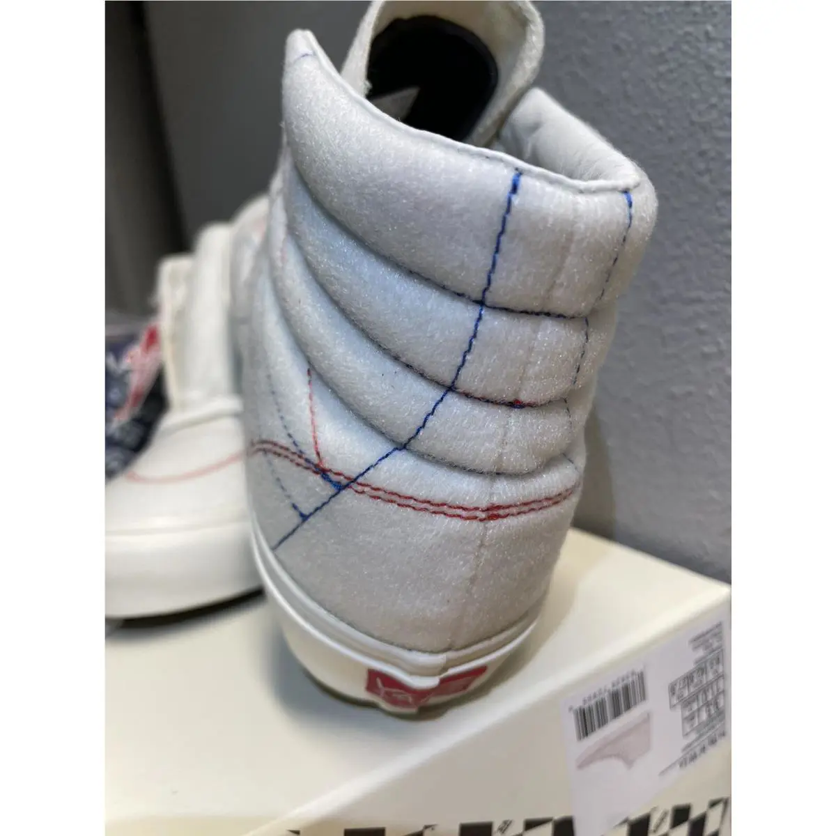 Vans shoes - Vault - Vault - DIY (UPC: 0192828729550) 4
