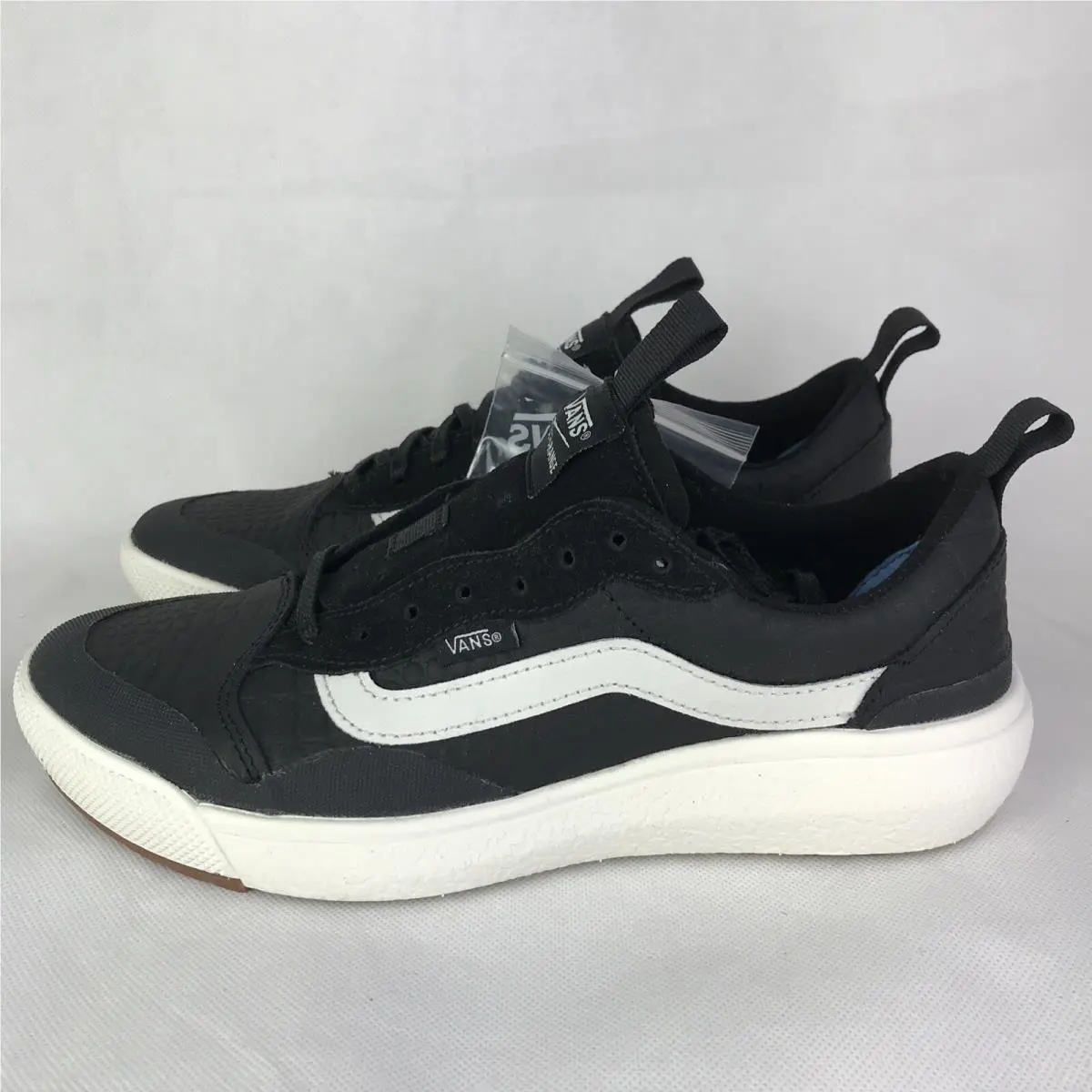 Vans shoes - VANS UltraRange Exo - UltraRange Exo - VN0A4UWM2SG - Black / Marshmallow - White, Manufacturer: Black / Marshmallow (UPC: 0194903204464) 1
