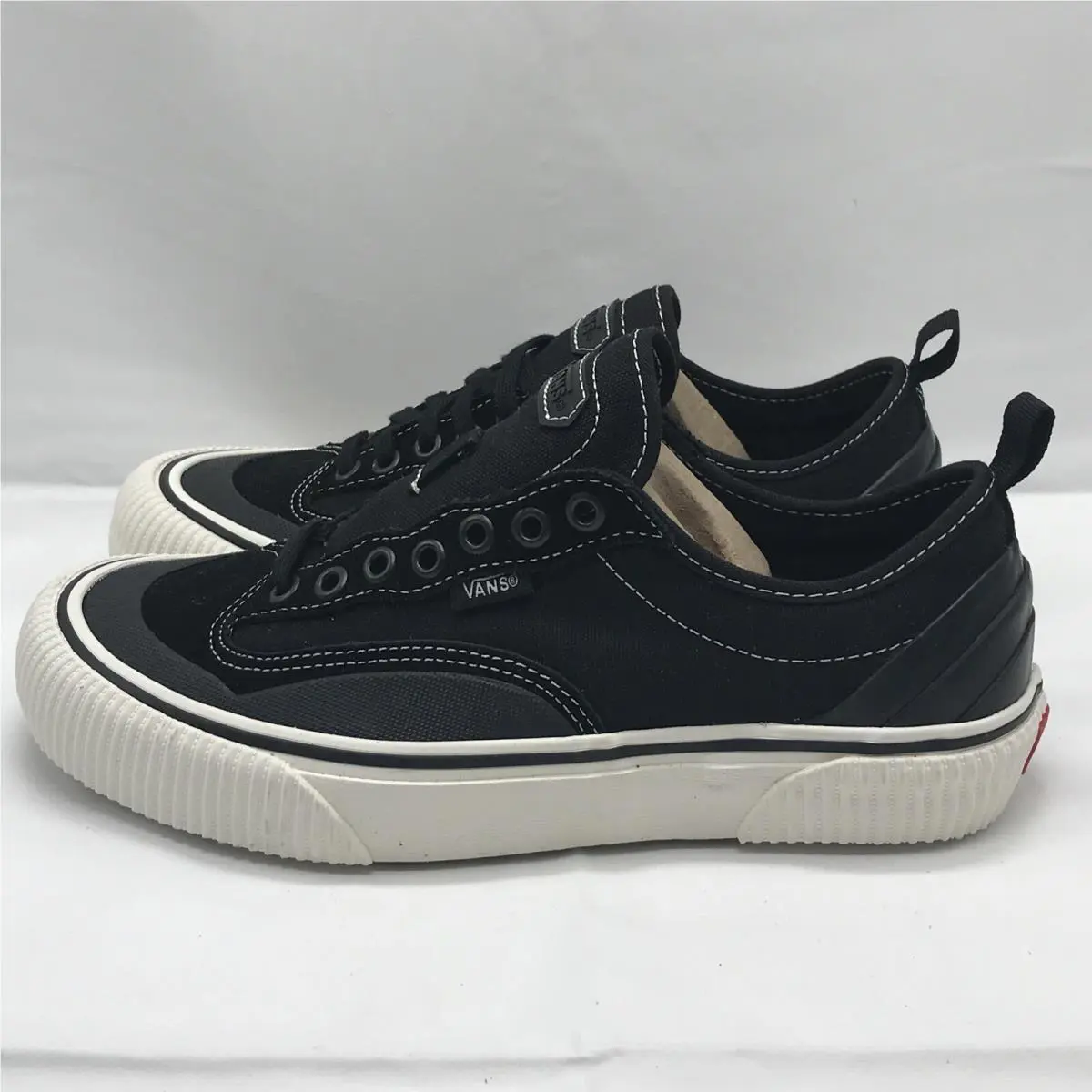 Vans shoes - VANS Deconstruct Sf - Deconstruct - VN0A4BTLVQE - Black / White (UPC: 0772204411561) 1