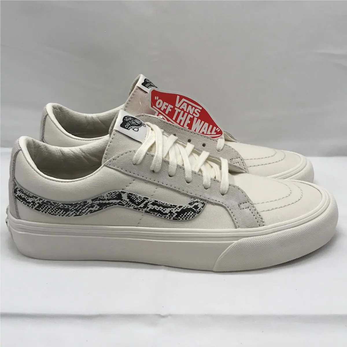 Vans shoes - VANS Sk8 Low Reissue - Low Reissue - VN0A4UWI1X0 - Marshmallow - White / Black (UPC: 0192827734197) 0