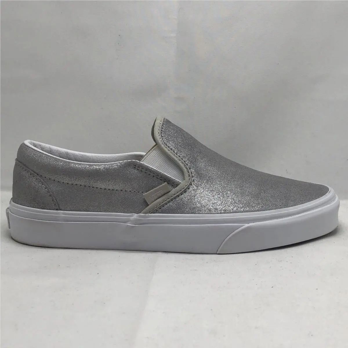 Vans Classic Slip-on Mens Size 8.5 / Womens Sz 10 Silver / White VN0A4BV3TC4 - Silver / White